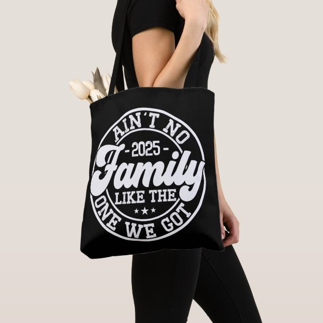 Ain't No Family Like Humour Fun Birthday Party Coo Tote Bag (Close Up)