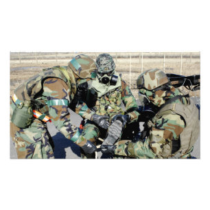 Airmen assist a Republic of Korea Army soldier Photo Print