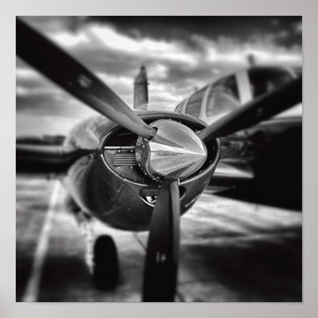 Airplane propeller Black and White Poster (Front)