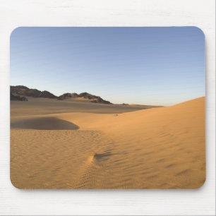 Akakus, Sahara desert, Fezzan, Libya. Mouse Pad