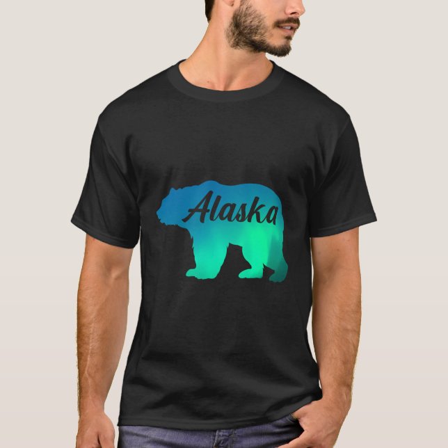 Alaska Bear Northern Lights Aurora Borealis Nature T-Shirt (Front)