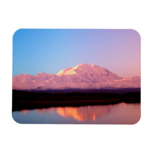 Alaska, Denali National Park, Mt. McKinley at Magnet