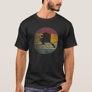 Alaska Gift Vintage Distressed Retro Sunset Men Wo T-Shirt