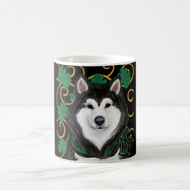 Alaskan Malamute     Coffee Mug (Center)