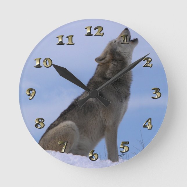 Alaskan Timber Wolf Round Clock (Front)