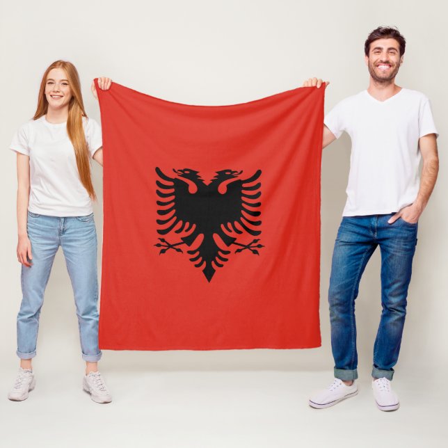 Albanian flag fleece blanket (In Situ)