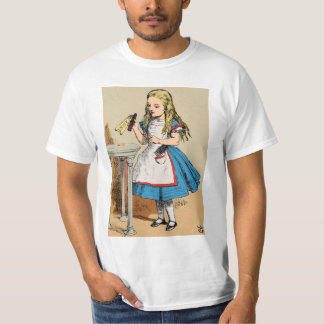 Alice in Wonderland - Drink Me Men's T-Shirt