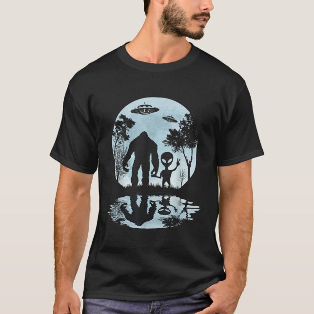 Alien Bigfoot Moon Sasquatch UFO Extraterrestrial  T-Shirt
