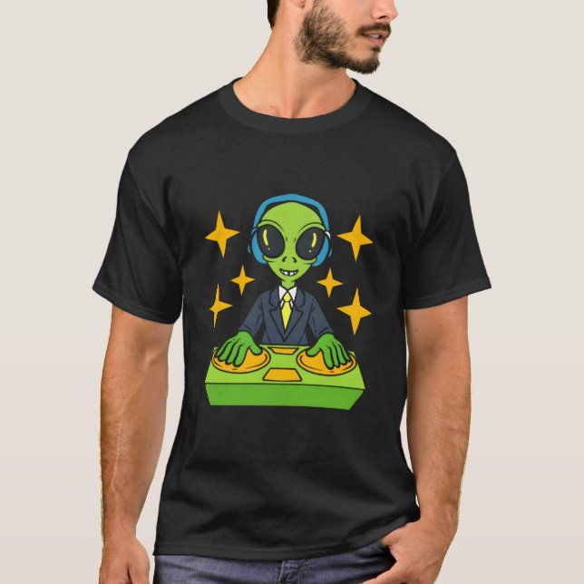 Alien Dj Disc Jockey T-Shirt (Front)