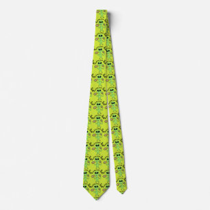 alien eating pizza tie