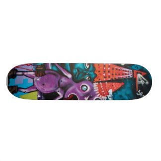 Alien Graffiti Skateboard