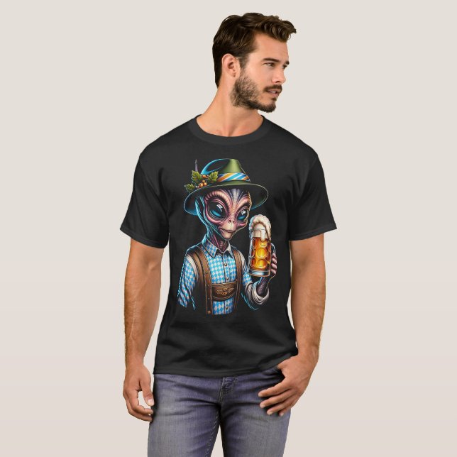Alien In Traditional Oktoberparty Kostuum T-Shirt (Front Full)