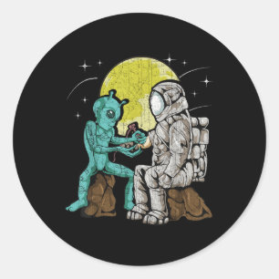 Alien Inking Astronaut Tattoo Vintage Tattoo Artis Classic Round Sticker
