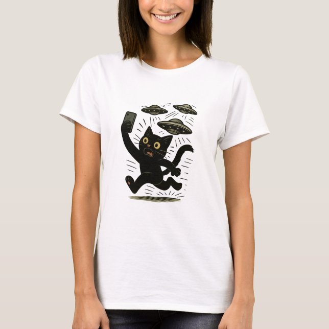 Alien Invasion Cat Design, Selfie UFO Cat T-Shirt (Front)