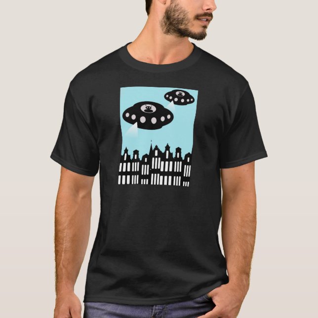 Alien invasion of Amsterdam T-Shirt (Front)