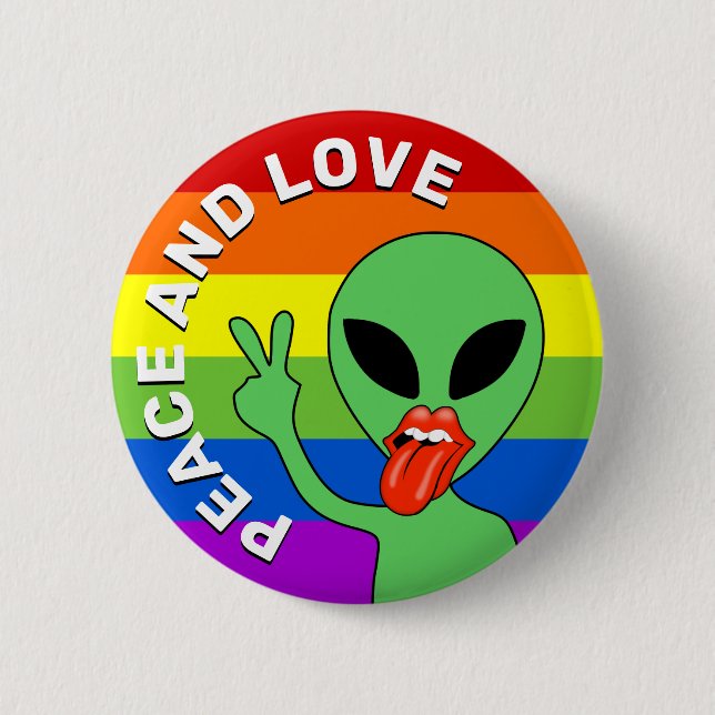 alien love 6 cm round badge (Front)