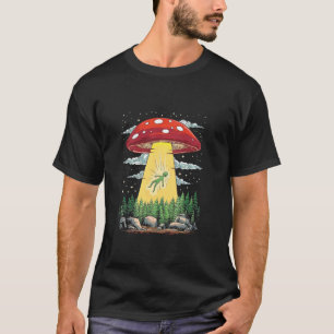 Alien Lover Magic Mushroom Flying Saucer UFO Abduc T-Shirt