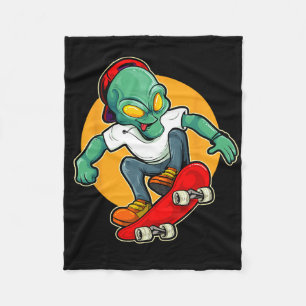 Alien Riding Skateboard Ufo Extraterrestrial Skate Fleece Blanket