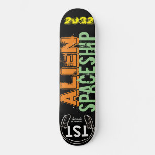 ALIEN SPACESHIP Skateboard
