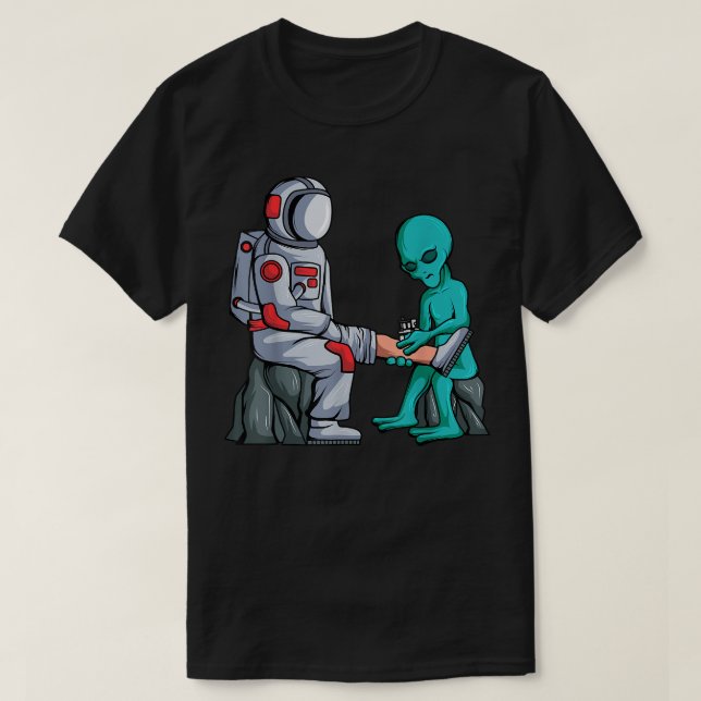 Alien Tattooist Astronaut Tattooing UFO Lover Tatt T-Shirt (Design Front)