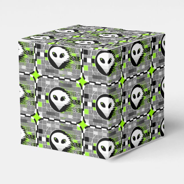 Alien TV Multi favour box classic (Front Side)