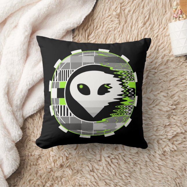 Alien TV Round 2 size throw pillow black square (Blanket)