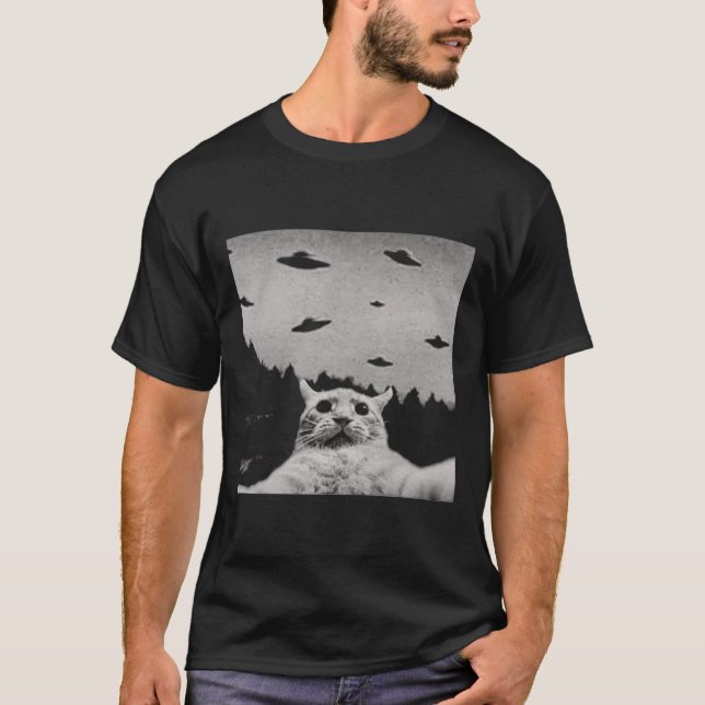 Alien UFO Funny Cat T-Shirt (Front)