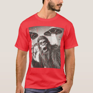 Alien UFO Sie Funny Sasquatch Meme Men Women famil T-Shirt