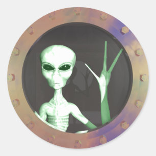 Alien window classic round sticker