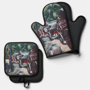 All Great Storms Announce Themselves with a Single Oven Mitt & Pot Holder Set