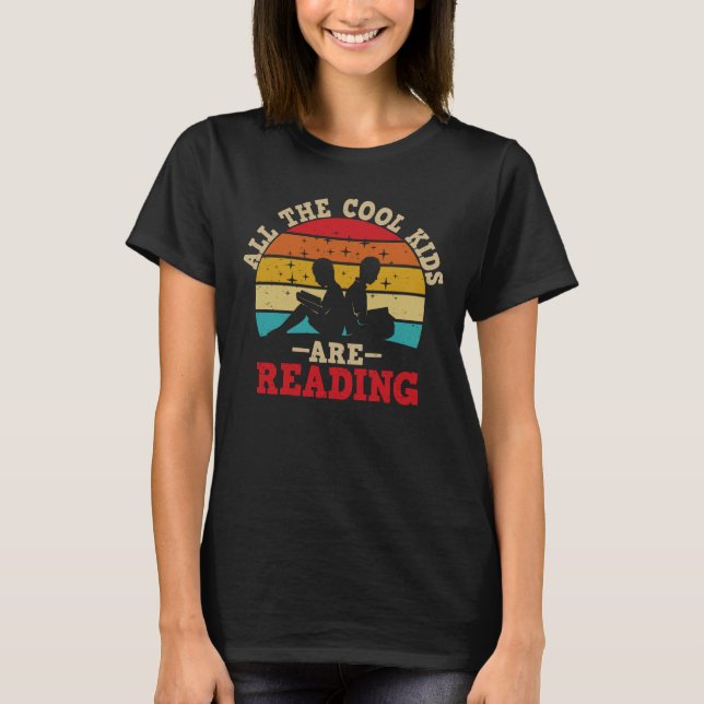All the Cool Kids are Reading Book Vintage Reto T-Shirt (Front)