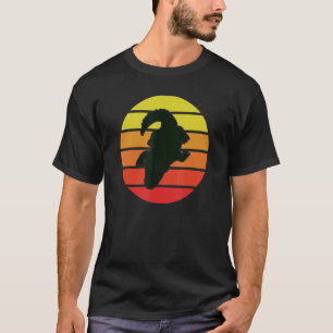 Alligator Crocodile Retro Sunset Cute Reptile Mum T-Shirt