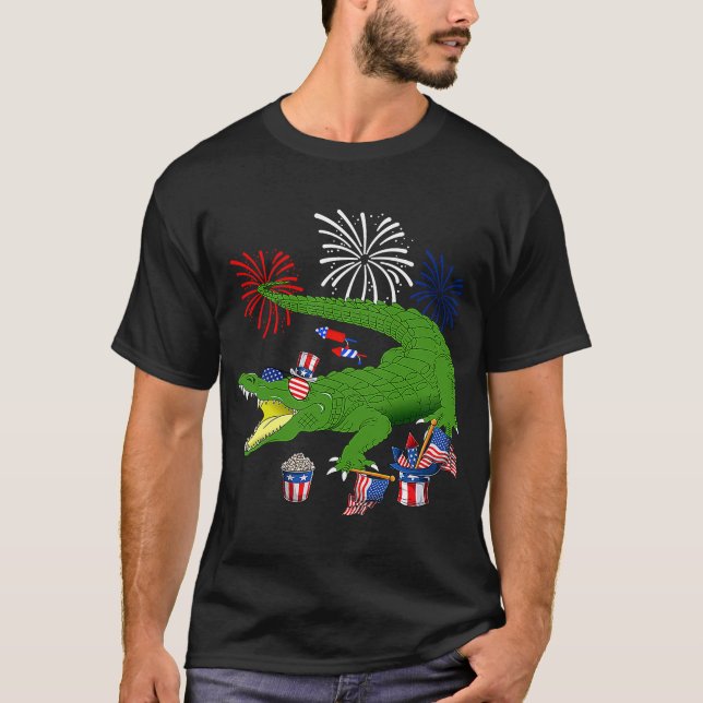 Alligator Holding American Flag Sunglasses Happy 4 T-Shirt (Front)