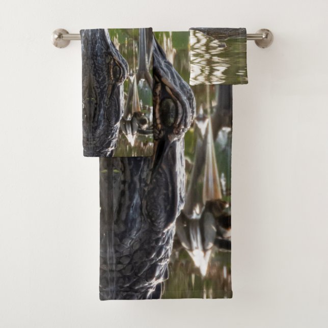 Alligator Lurking in Swamp Waters Bath Towel Set (Insitu)