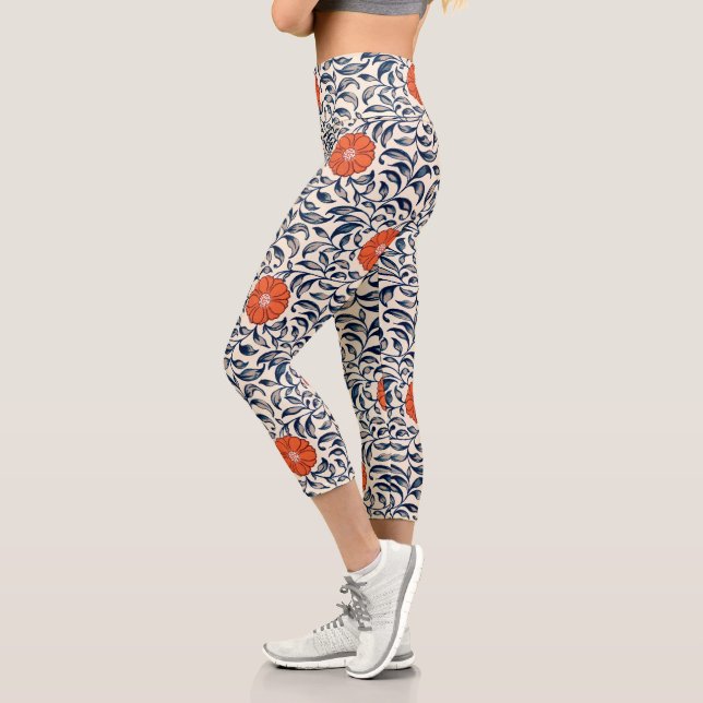 Allover Capri Leggings (Left)