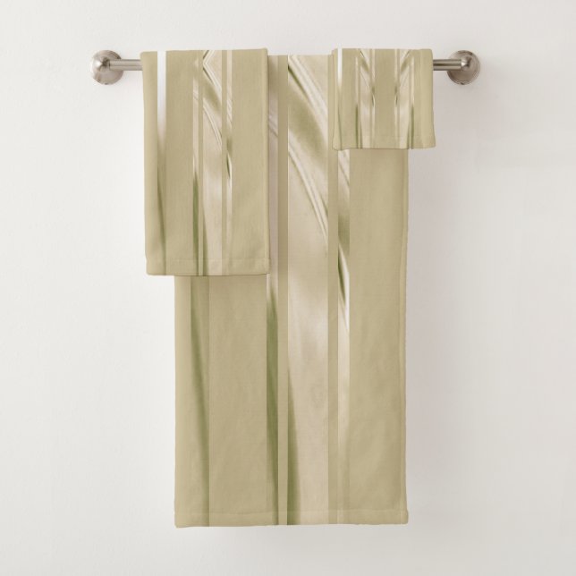 Almond-Pearl Stripe Bath Towel Set (Insitu)