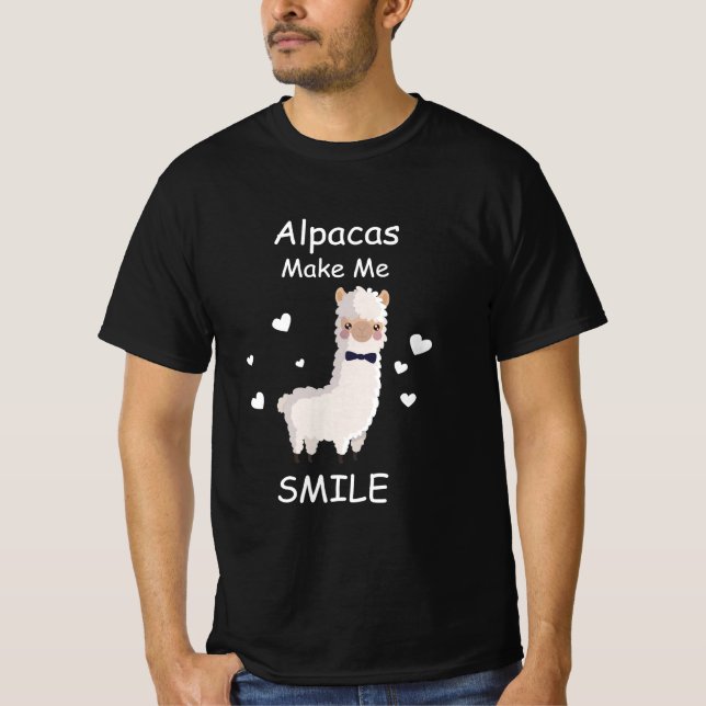Alpacas Make me smile, Llama Lovers Gift T-Shirt (Front)