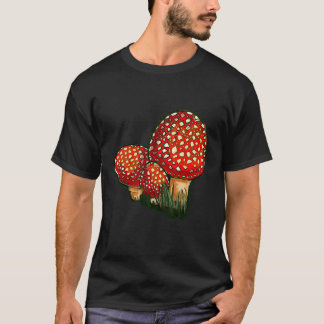 Amanita Muscaria Three Cuties Green T-Shirt