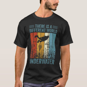 Amazing Cool Scuba Diving In Super Vintage Style T-Shirt