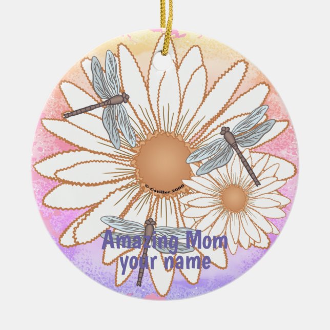 Amazing Mum  Ceramic Ornament (Front)