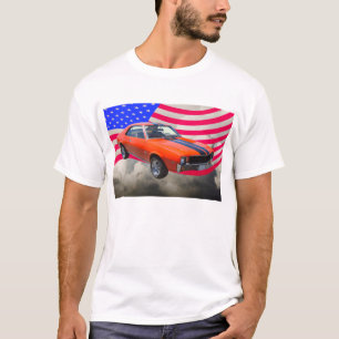 AMC Javlin Car With American Flag T-Shirt