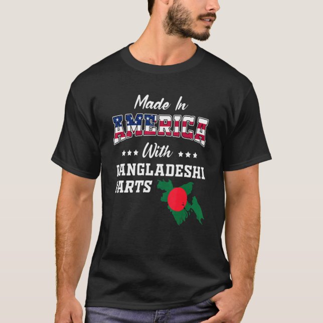 America Bangladeshi Parts Bangladesh Map USA Flag T-Shirt (Front)
