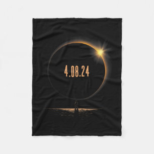 America Totality Spring 4.08.24 Total Solar Eclips Fleece Blanket