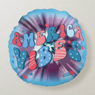 America Vibe - Groovy Retro Patriotic 4th Of July Round Cushion