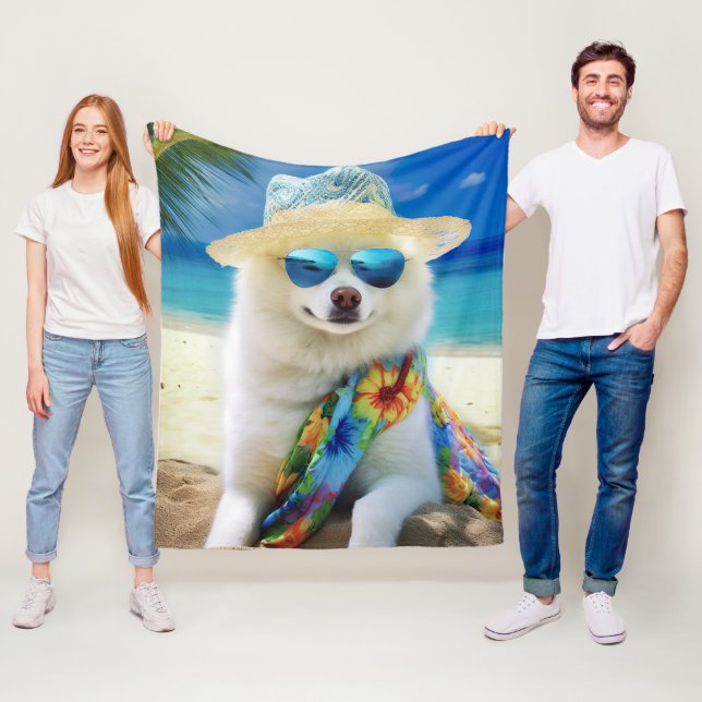American Eskimo on Beach,summer gift for dog lover Fleece Blanket (In Situ)