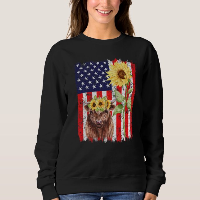 American Flag Farm Cow Sunflower Farming Highland Sweatshirt (Front)