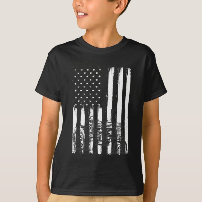 American Flag Farm Tractor Patriotic US Farming T-Shirt (Front)