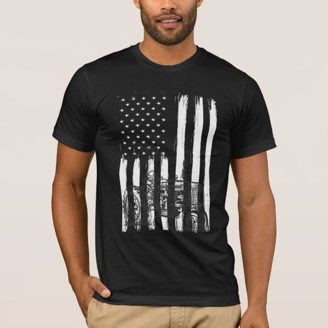 American Flag Farm Tractor Patriotic US Farming T-Shirt (Front)