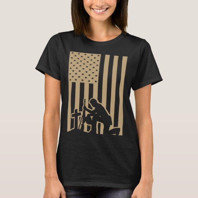 American Flag Soldier  Memorial Day Patriotism T-Shirt (Front)