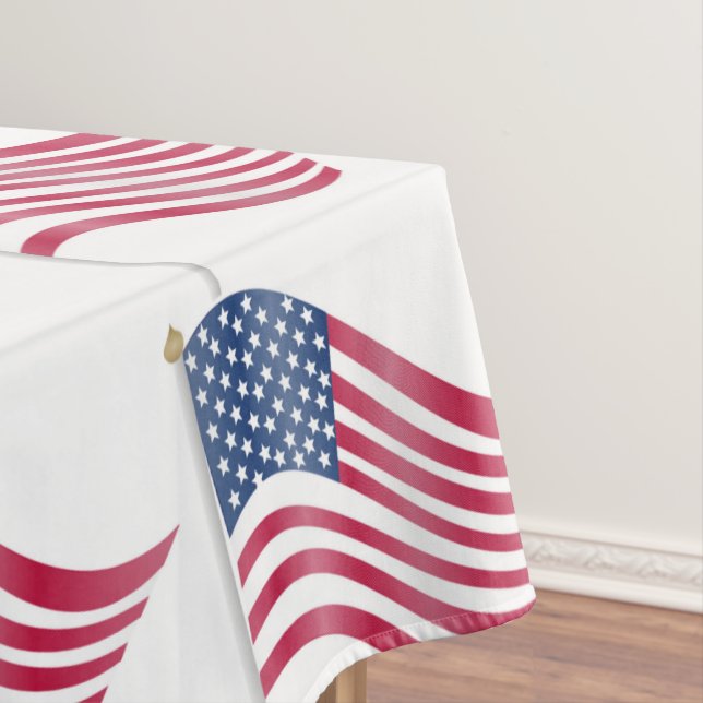 AMERICAN FLAG TABLECLOTH (In Situ)